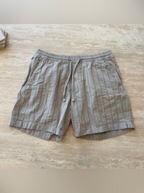 Abercrombie & Fitch Men’s Textured Pull On Drawstring Shorts